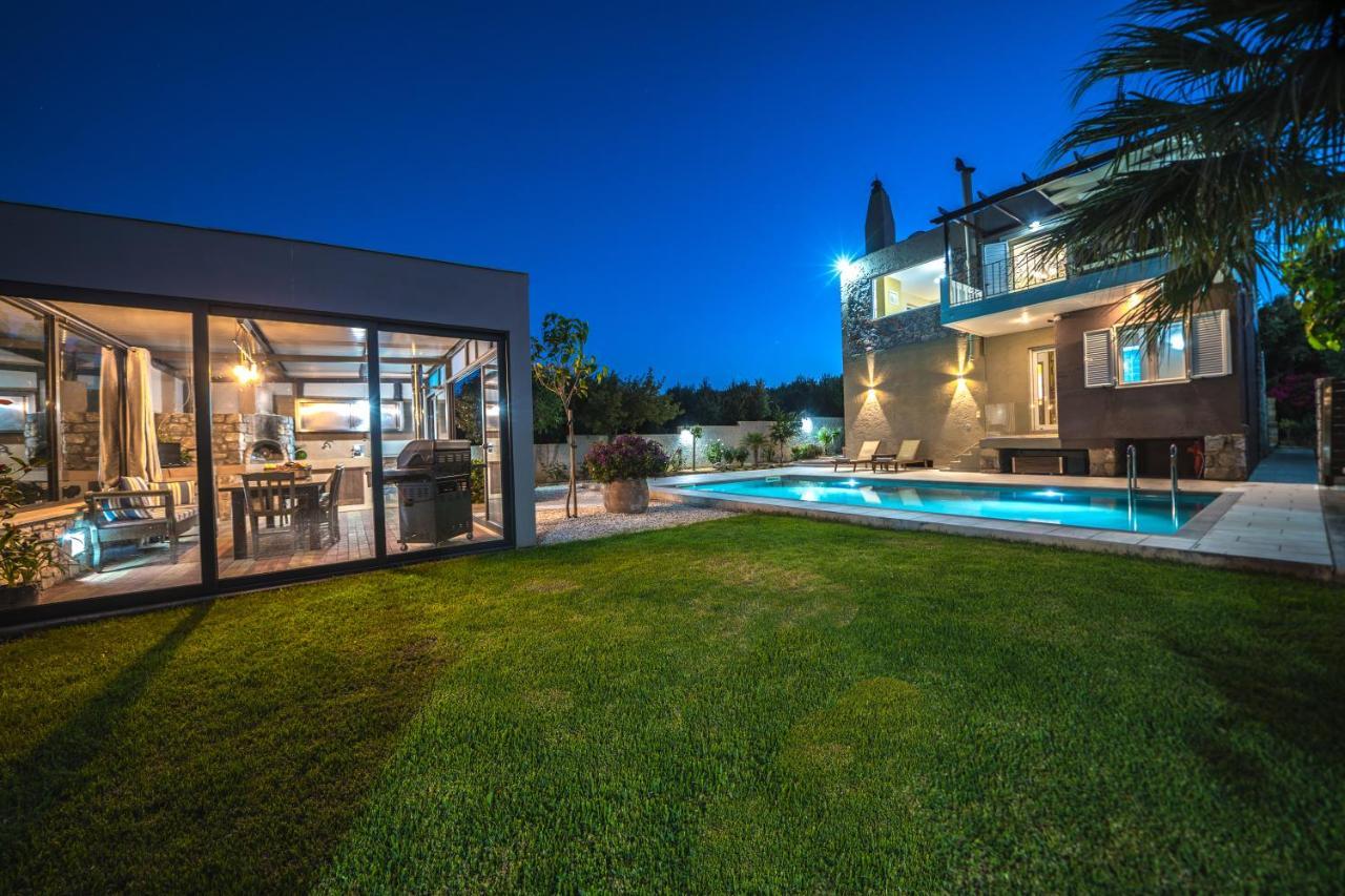 Petronila Luxury Villa With Heated Private Pool Kissamos Luaran gambar